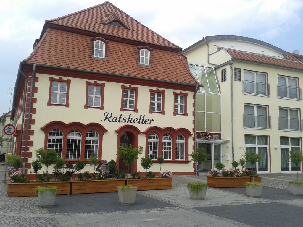 Garni-Hotel Zum Alten Ratskeller Vetschau Zewnętrze zdjęcie